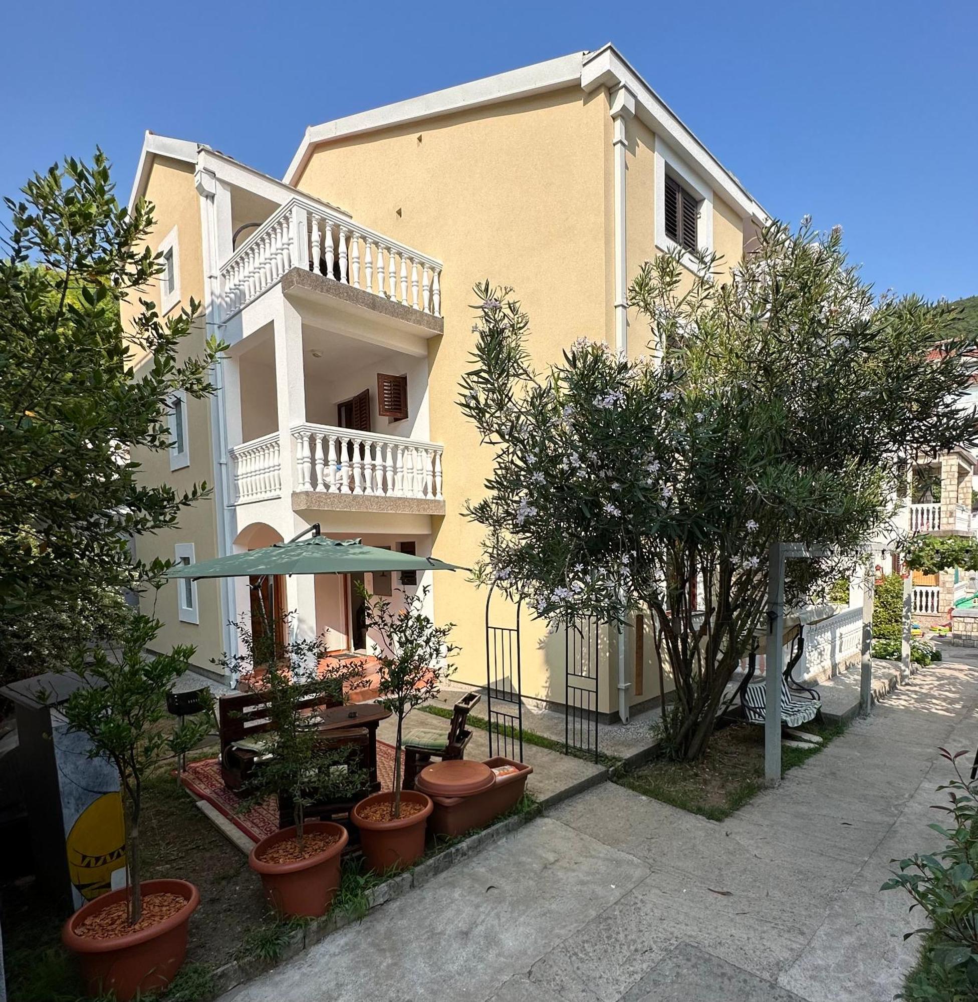 Villa Dionis Budva Exteriér fotografie